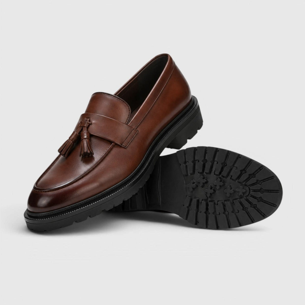 Carver Tassel Leather Loafers_8