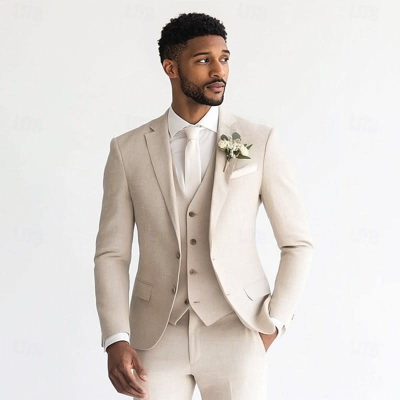 Kincaid Slim Fit Three Piece Suit_2