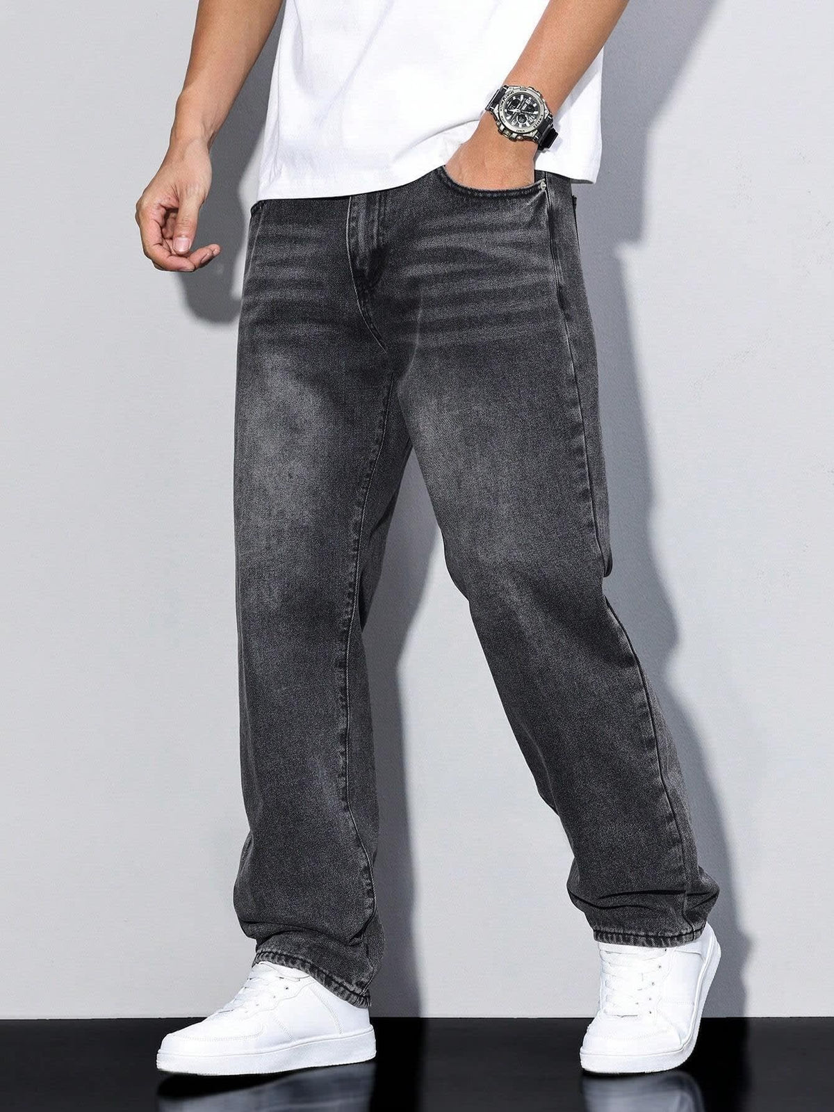 Stone Straight Leg Jeans_6