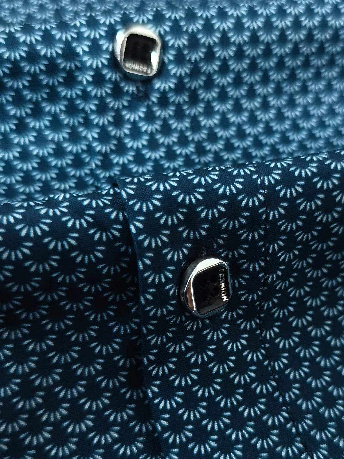 Gunnar Geometric Print Long Sleeve Shirt