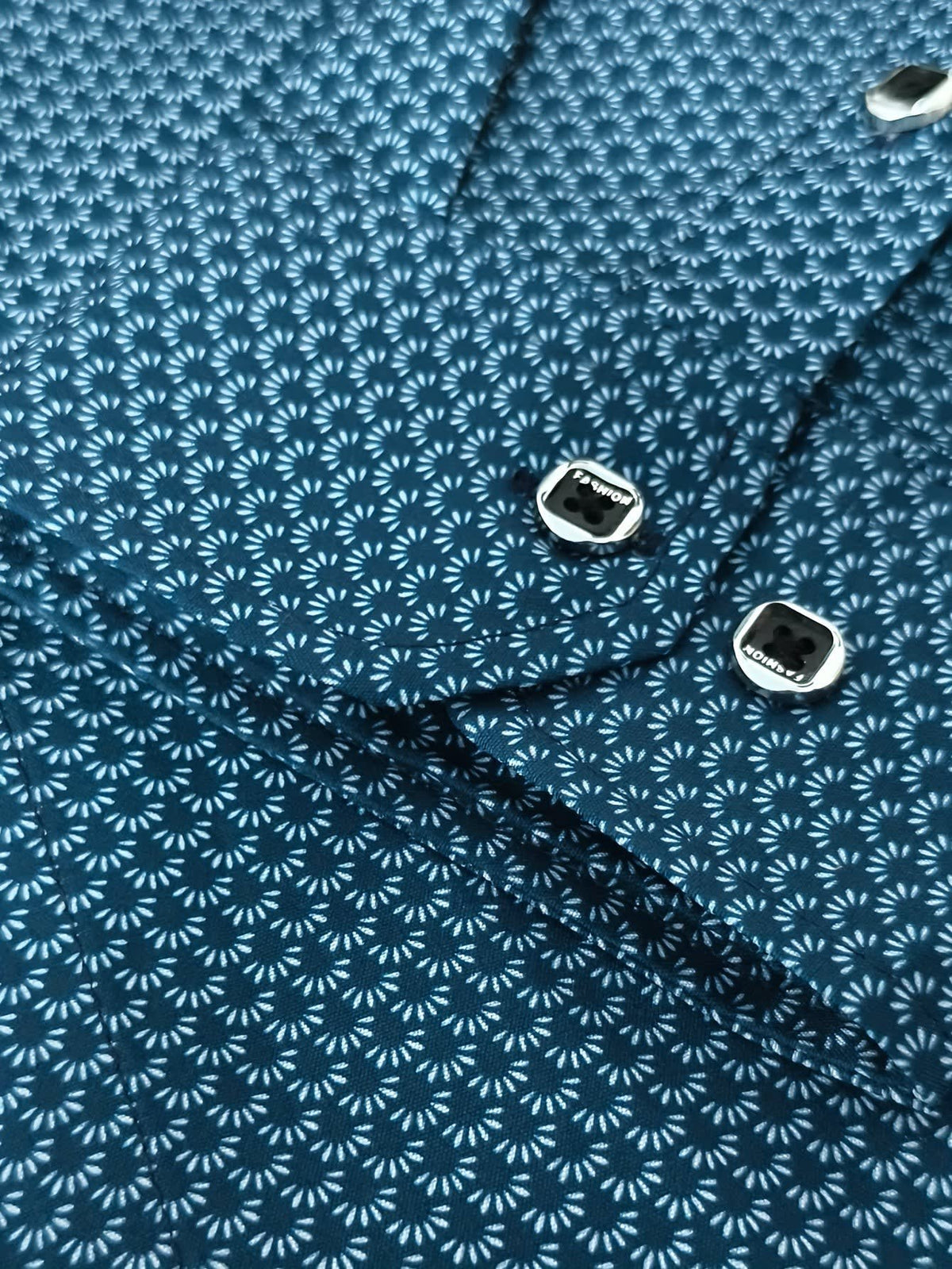 Gunnar Geometric Print Long Sleeve Shirt