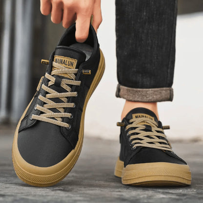 Finn Leather Low Top Sneakers_7