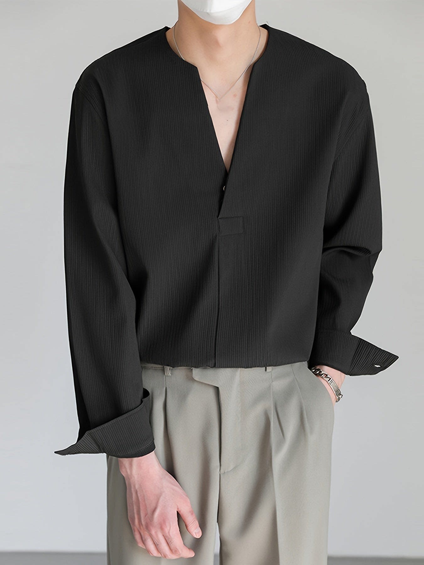 Malachi Textured Collarless V Neck Shirt_2