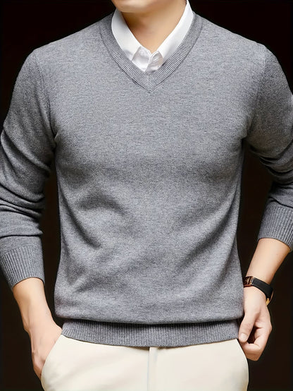 Hampton Fine Gauge V Neck Jumper_21