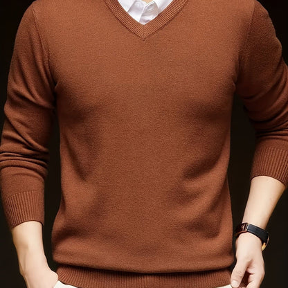 Hampton Fine Gauge V Neck Jumper_24
