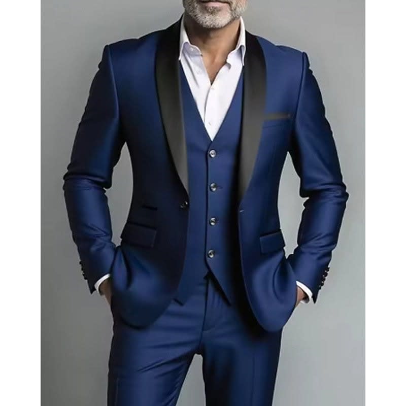 Konrad Shawl Lapel Three Piece Suit_2