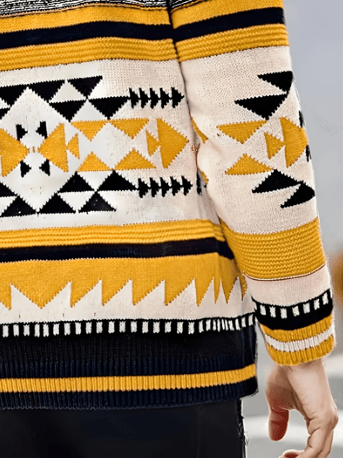 Lyndon Geometric Knit Zip Up Cardigan