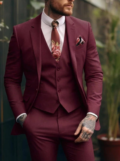 Lincoln One Button Three Piece Suit_10