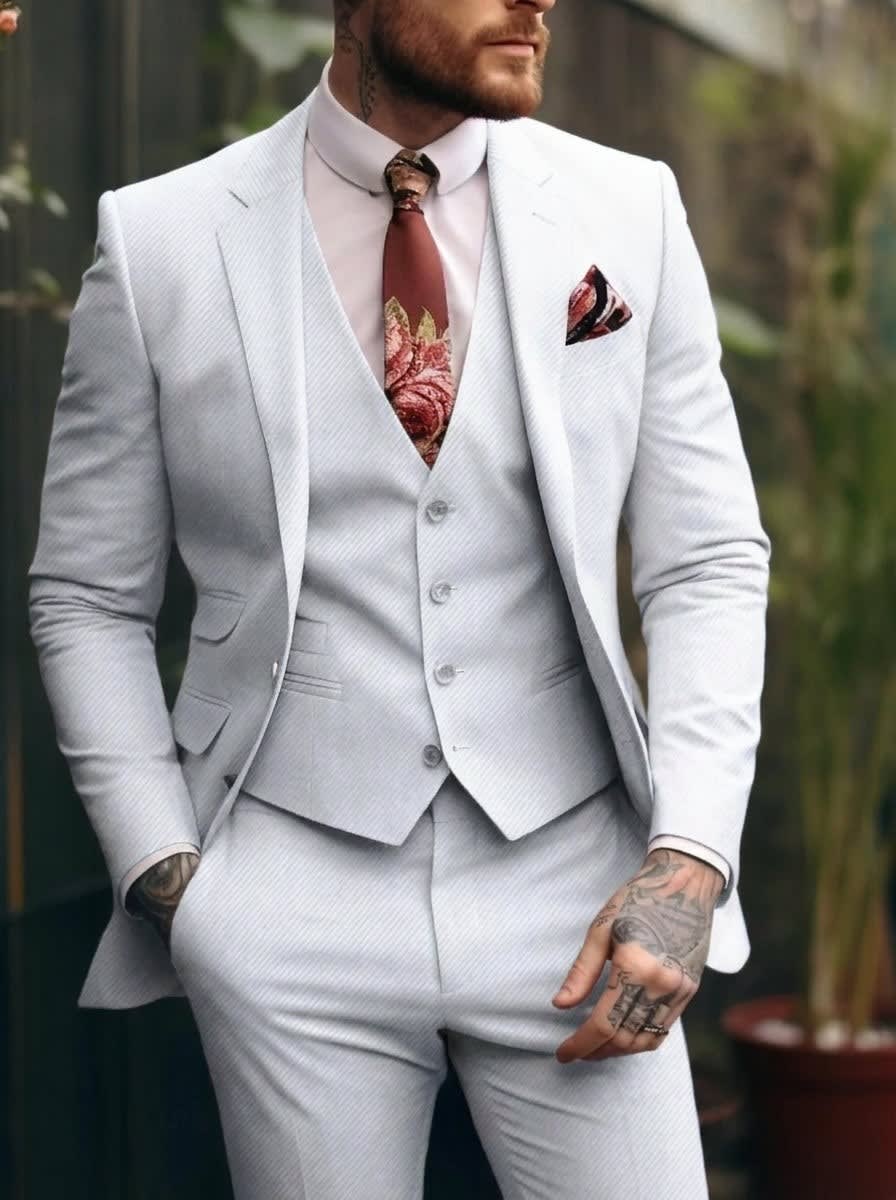 Lincoln One Button Three Piece Suit_4