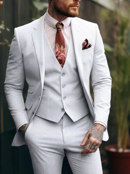 Lincoln One Button Three Piece Suit_4